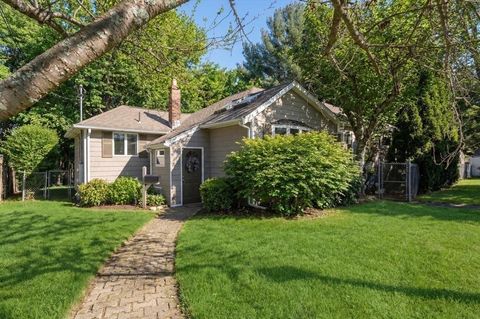 35 Lincoln Avenue Lynnfield MA 01940
