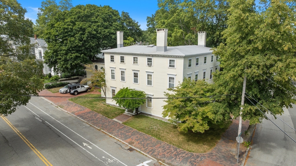 78 High St