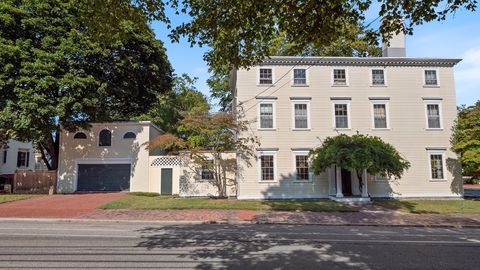 78 High St Newburyport MA 01950