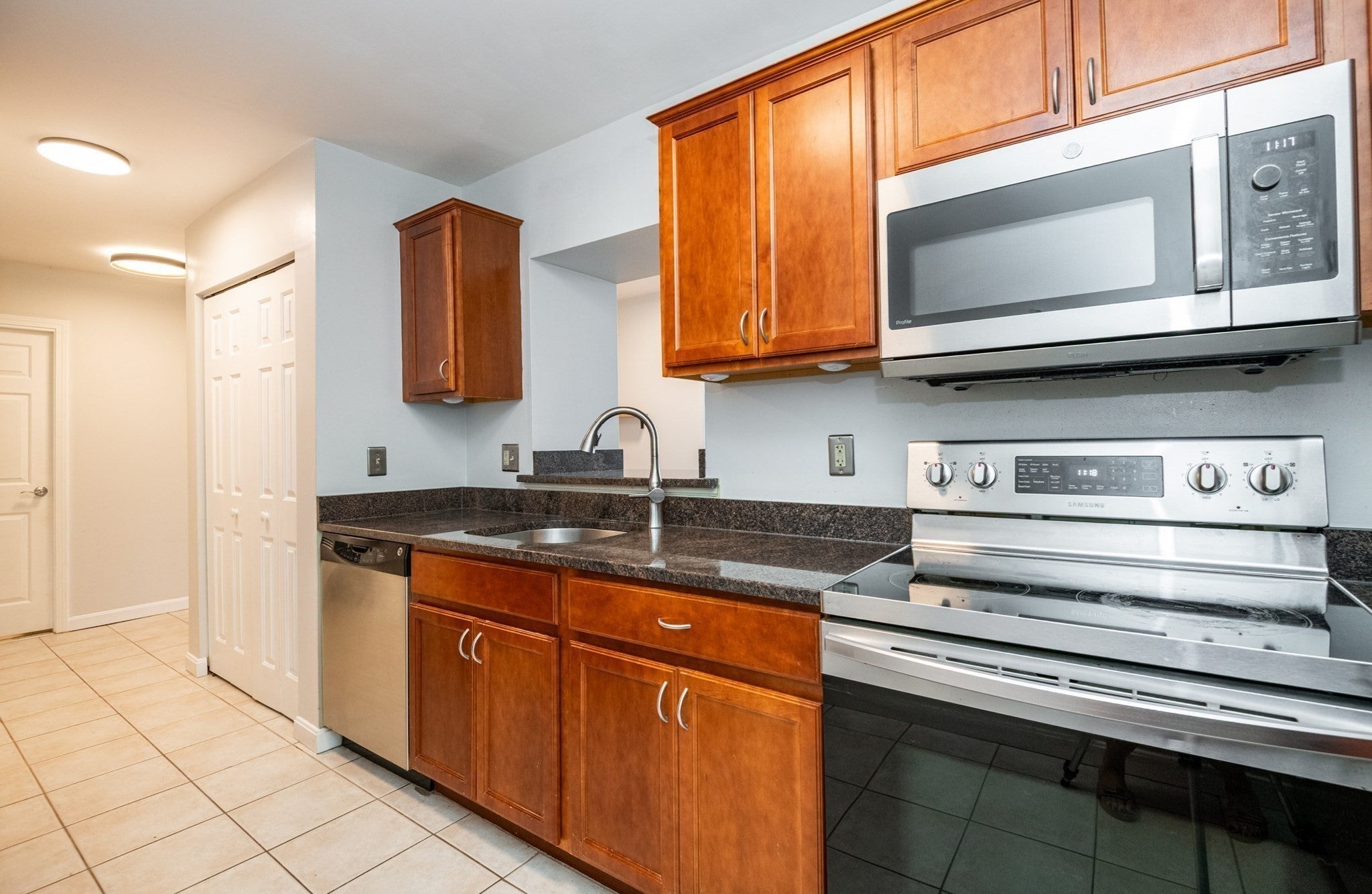 20-30 Daniels St. 318