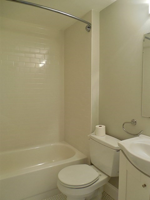 Photo 5 Photo 5