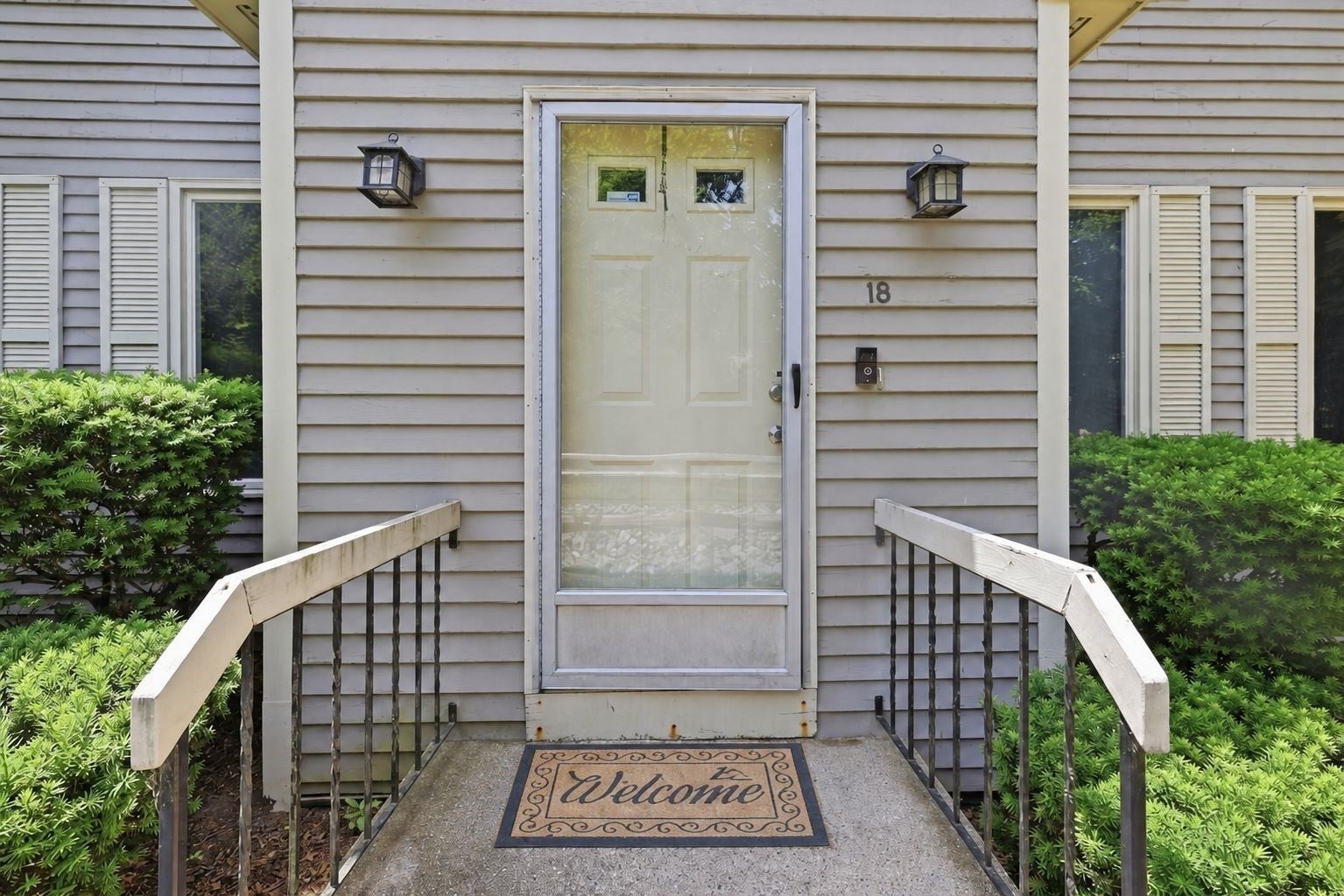 18 Copperwood Dr 18