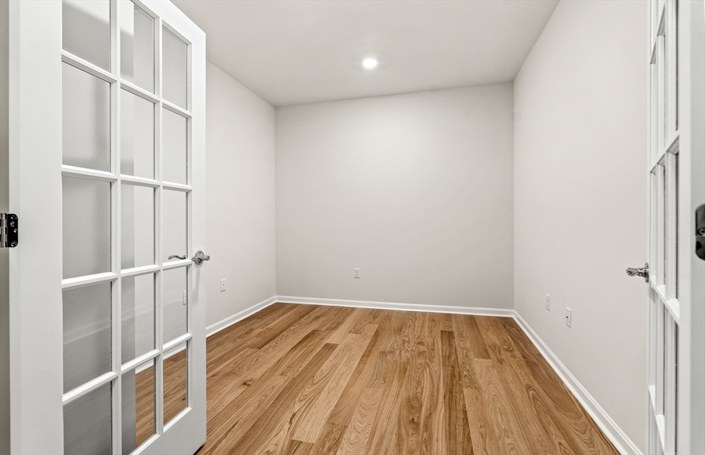 5 Peters Farm Way 408