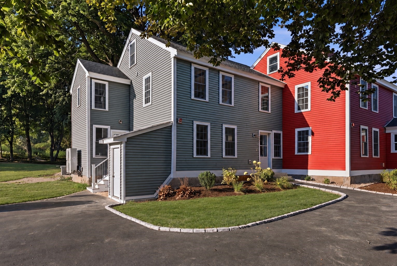 164 Main St A