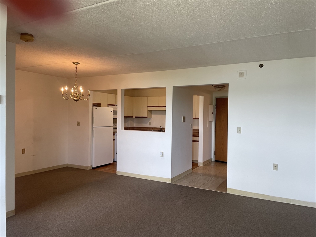 100 Cove Way 402