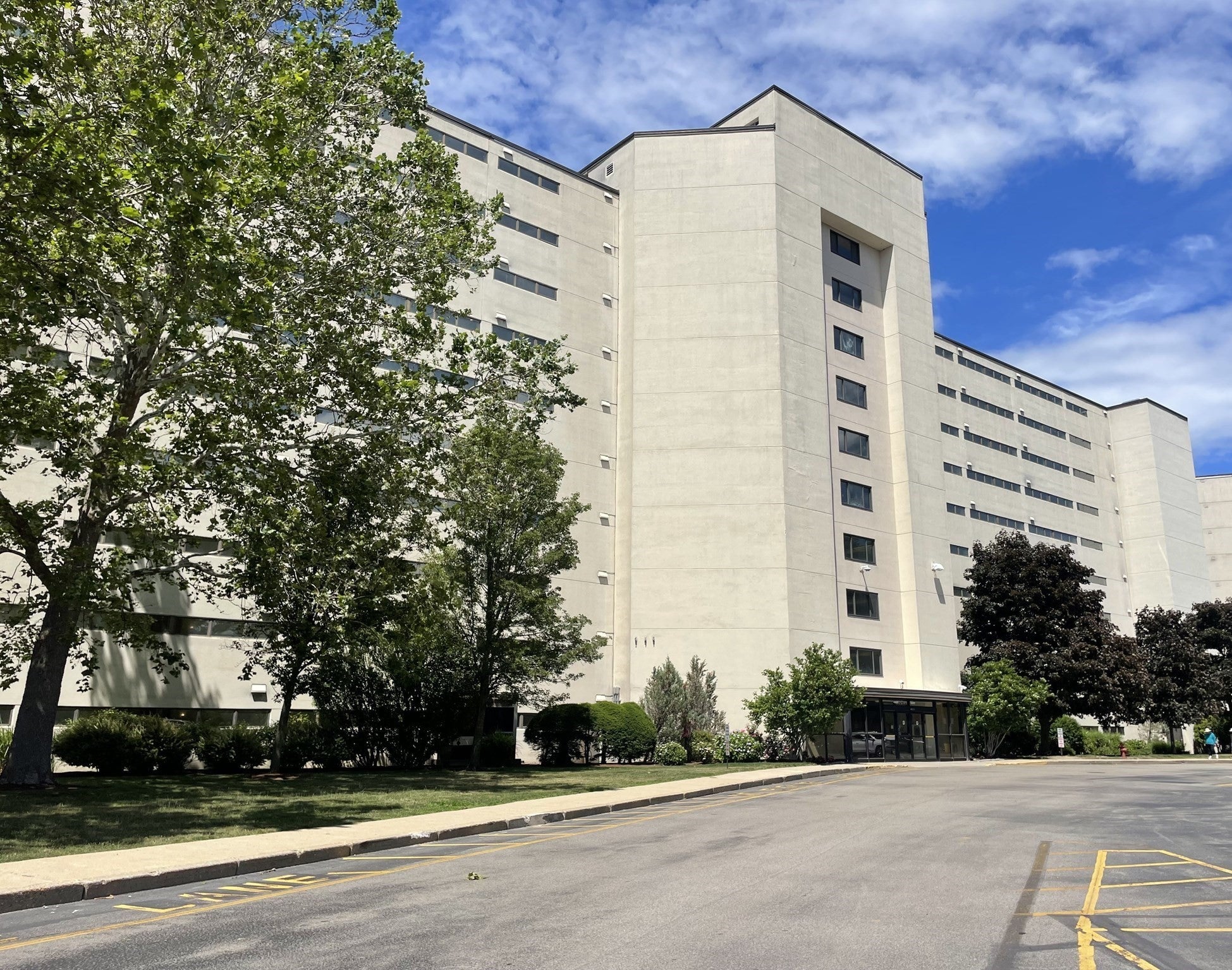 100 Cove Way 402, Quincy MA 02169