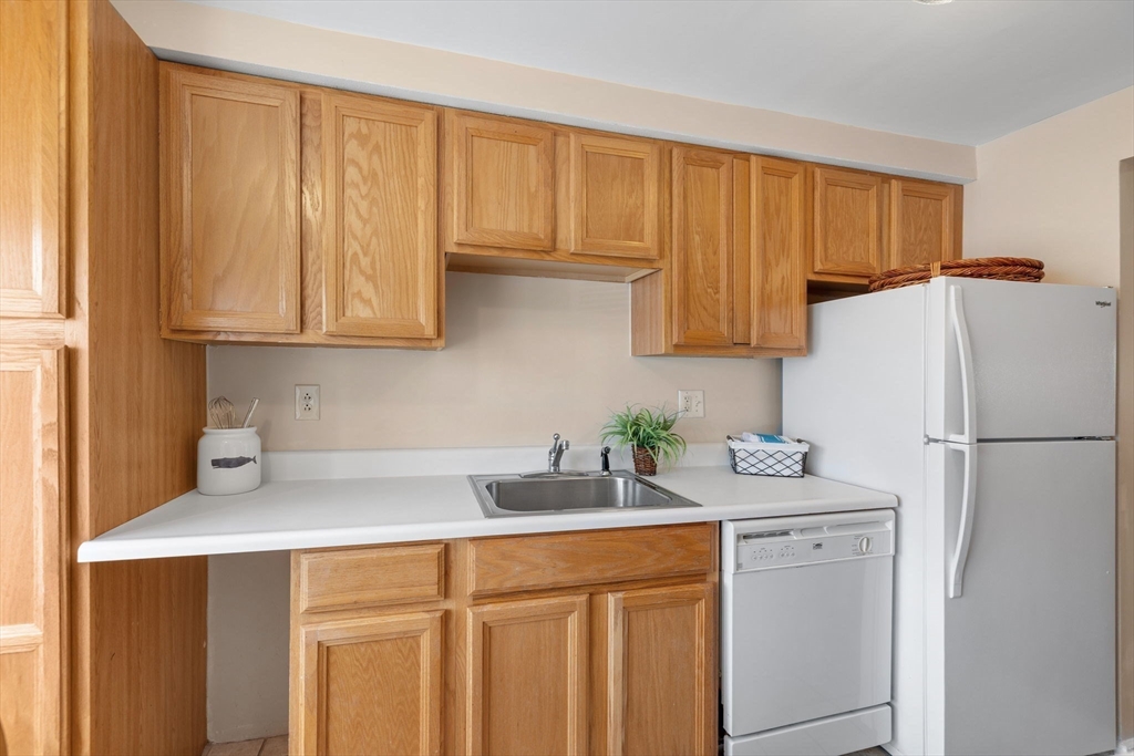 22 Pine Valley Dr 22