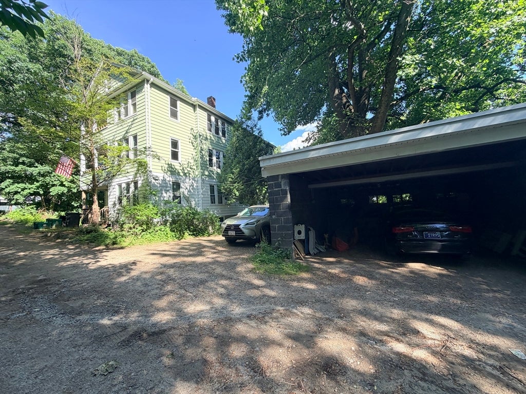 28 Gediminas St, Worcester, MA, 28 Gediminas St, Worcester, MA Photo #4