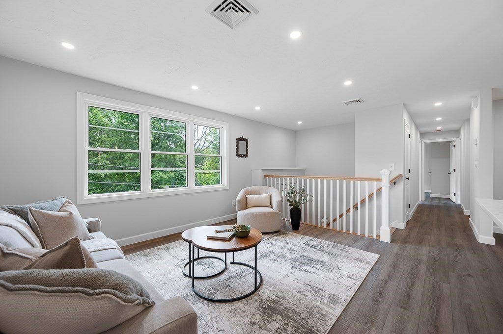 5 Forest Hill Dr, Worcester, MA Photo #15