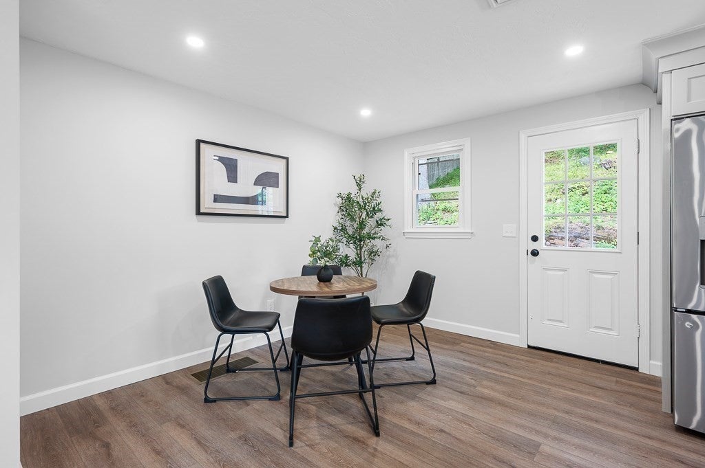 5 Forest Hill Dr