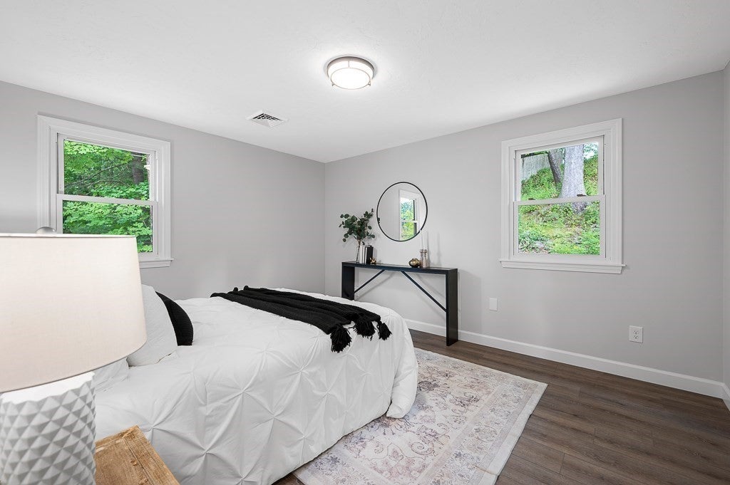 5 Forest Hill Dr, Worcester, MA Photo #18
