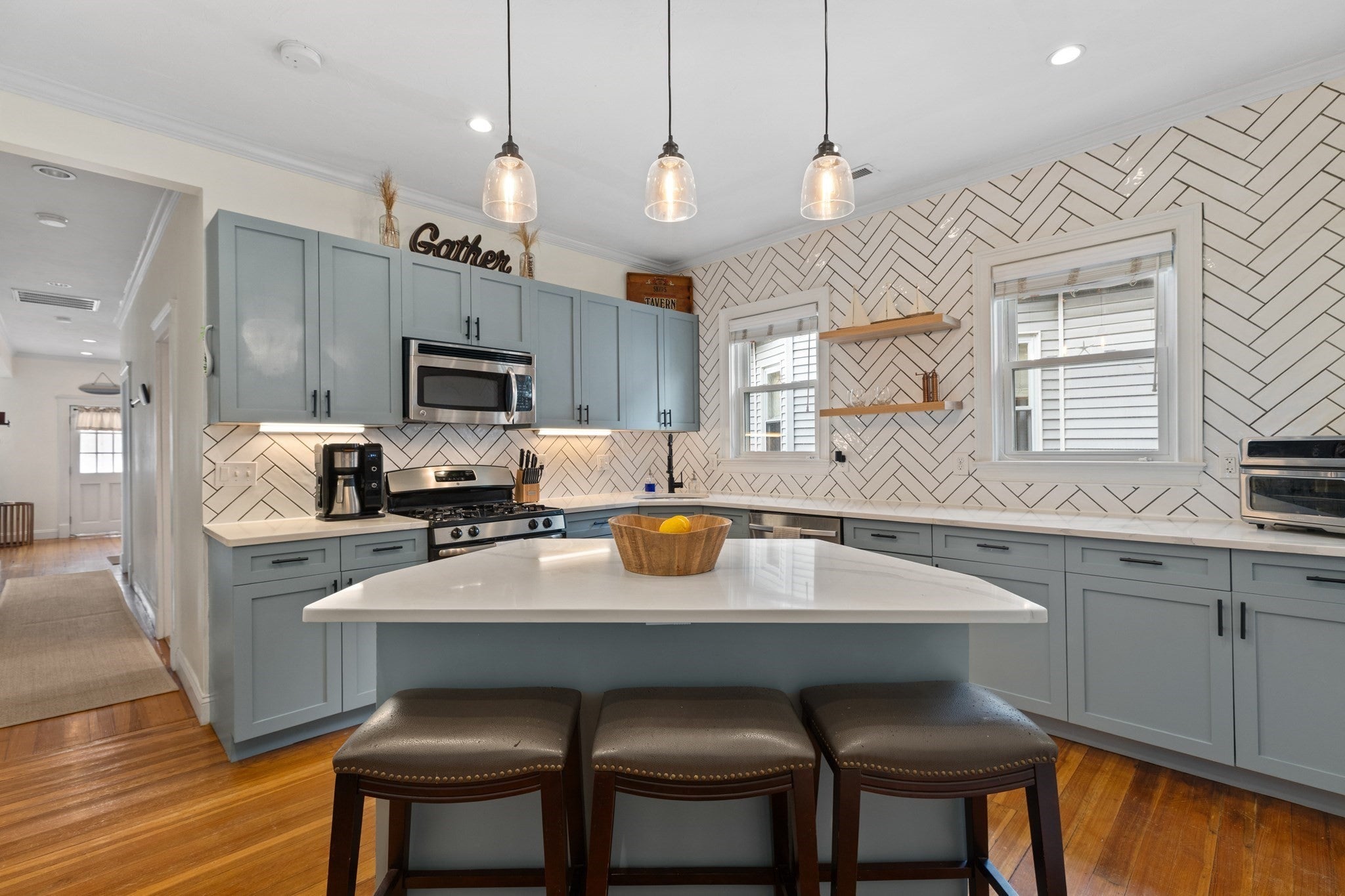 285 Minot St #2, Boston, MA, 285 Minot St #2, Boston, MA Photo #2