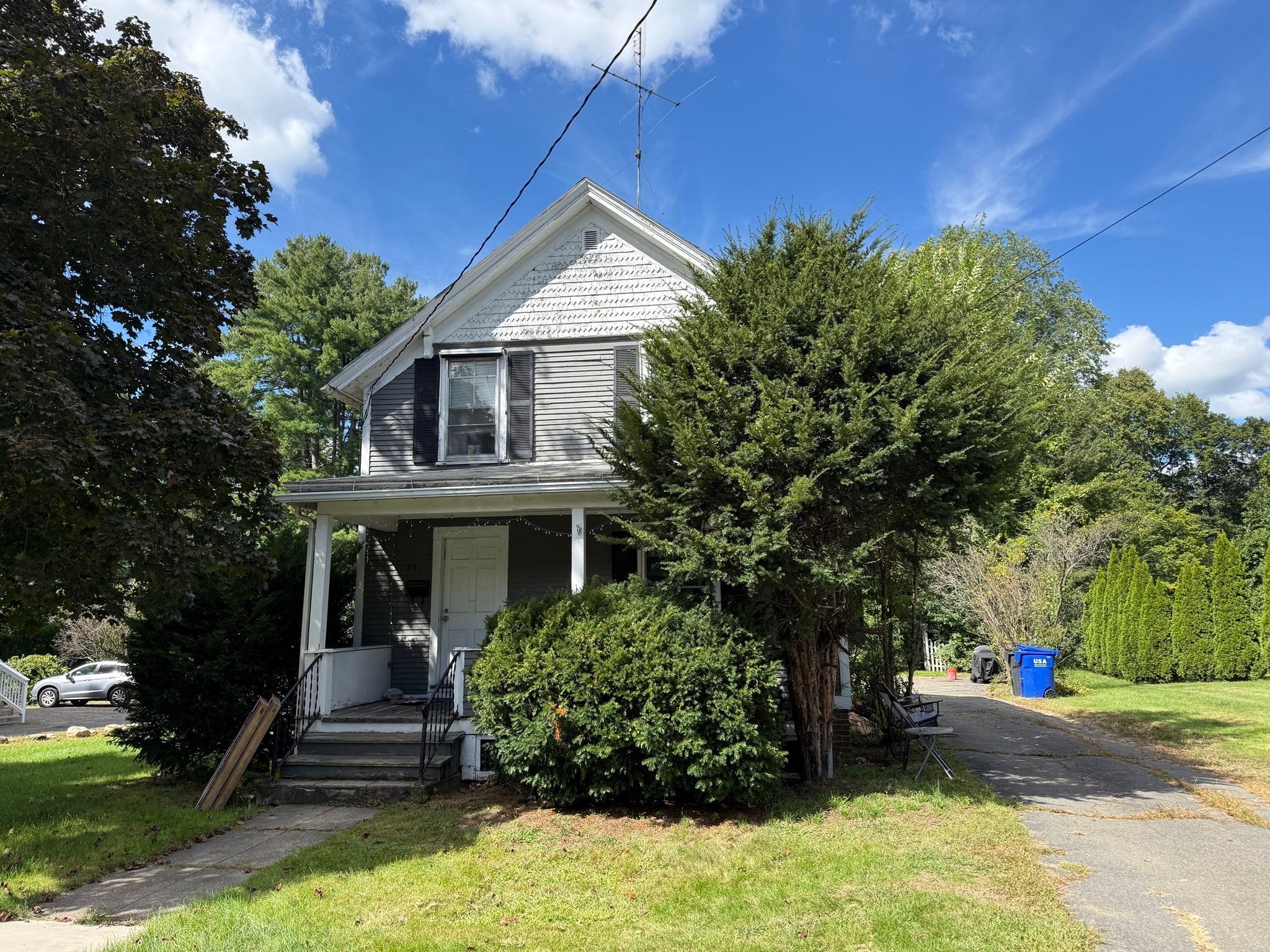 221 Northampton Rd, Amherst, MA Photo #1