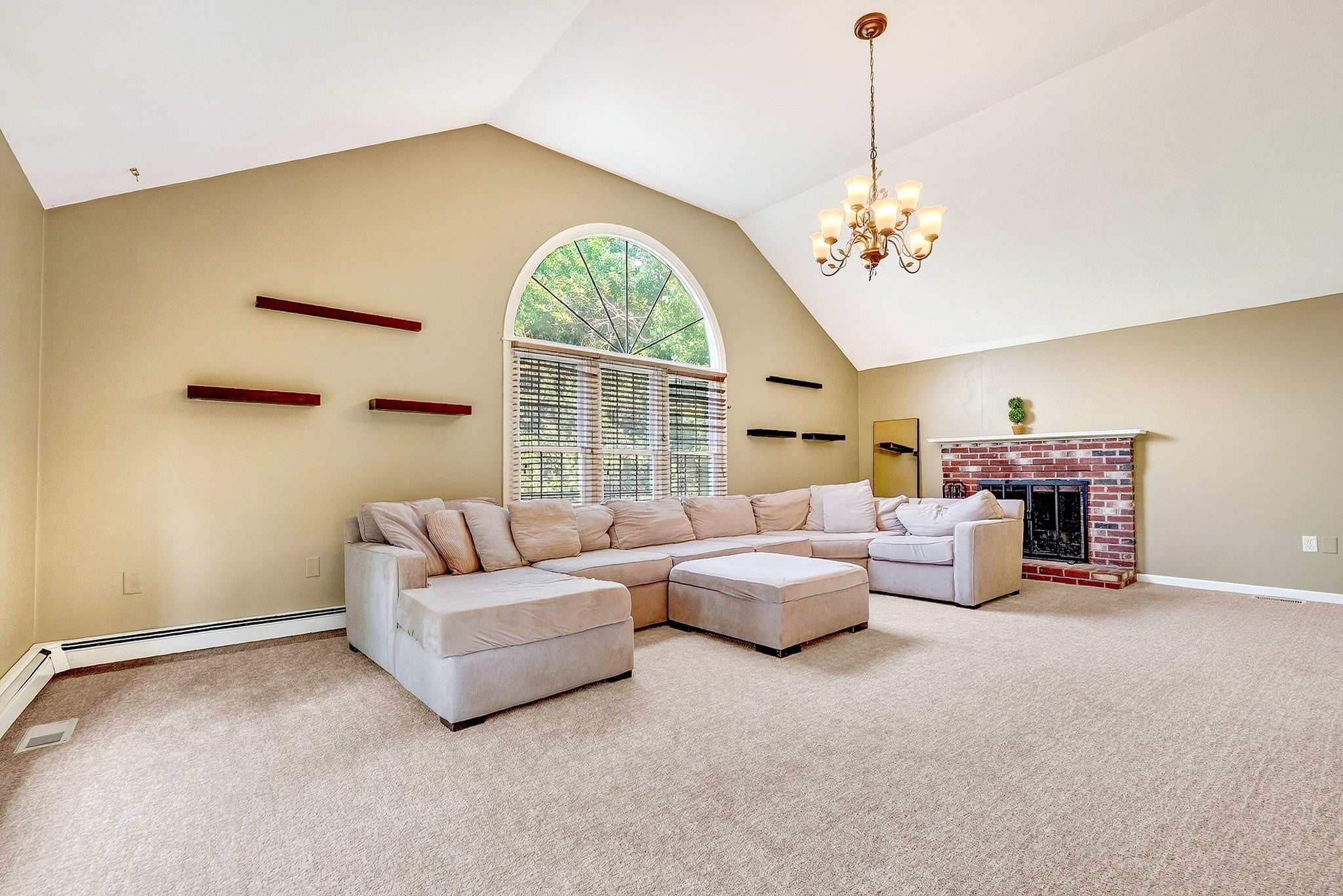 27 Field Pond Rd, Milford, MA Photo #6