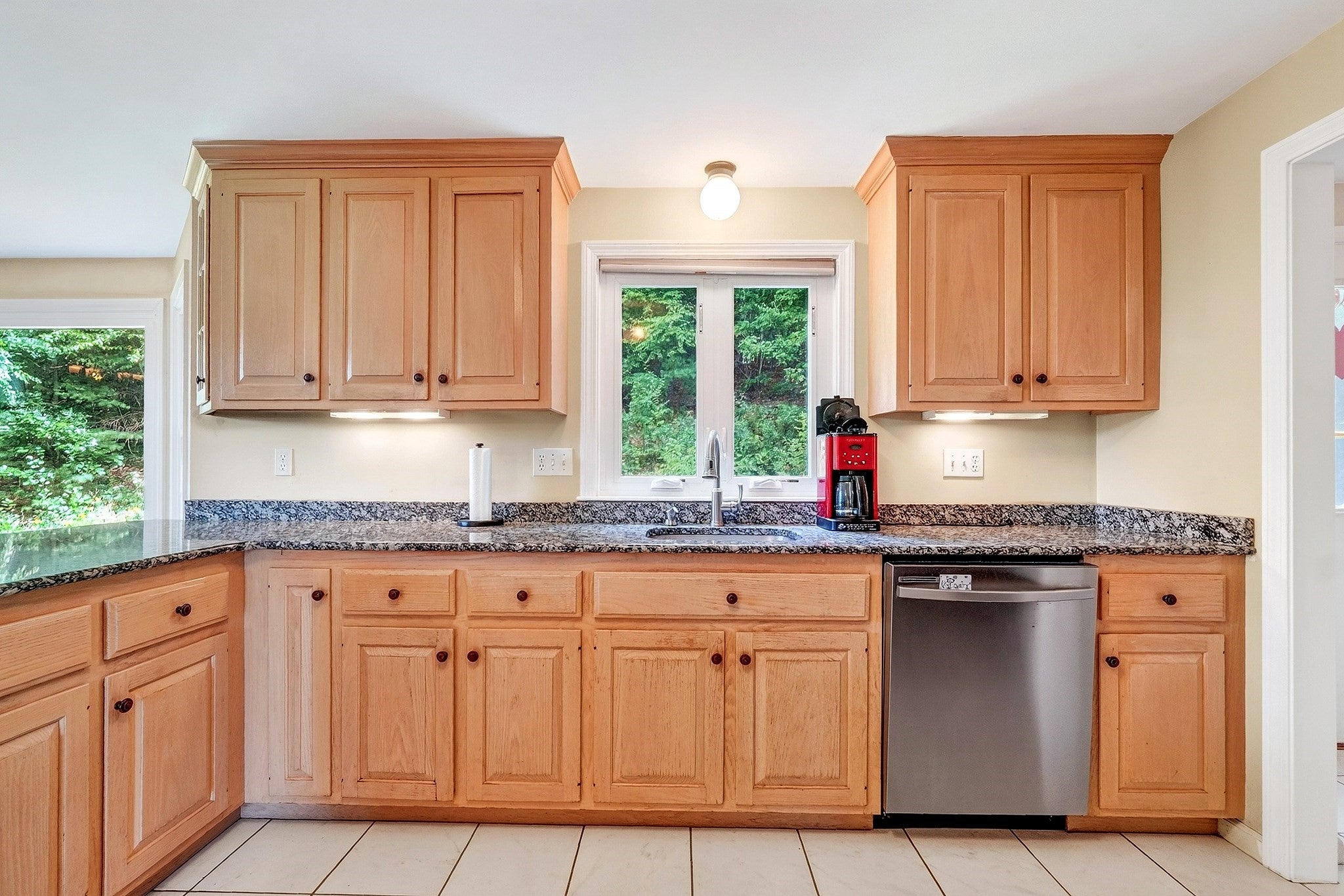 27 Field Pond Rd, Milford, MA Photo #10