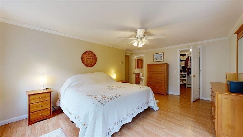 8 Lynnwood Dr, Rutland, MA Photo #23