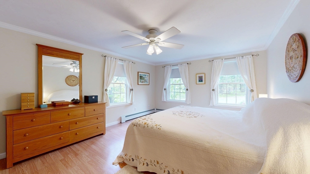 8 Lynnwood Dr, Rutland, MA Photo #24