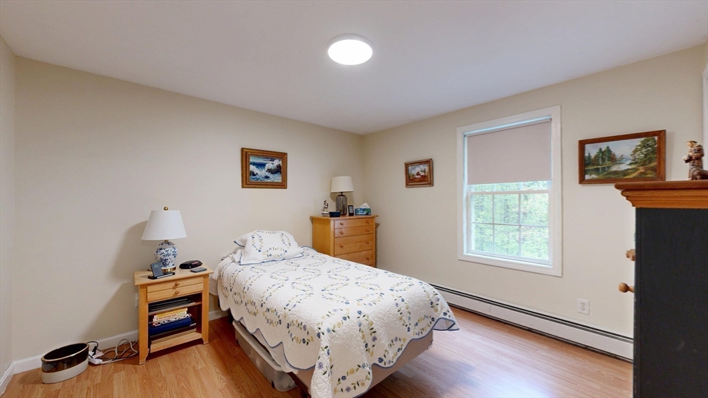 8 Lynnwood Dr, Rutland, MA Photo #29