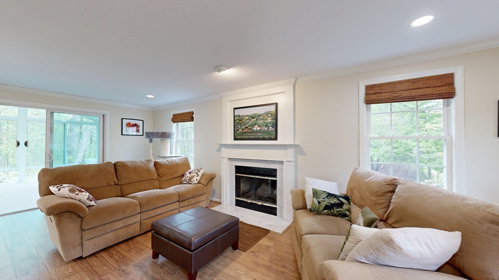 8 Lynnwood Dr, Rutland, MA Photo #19