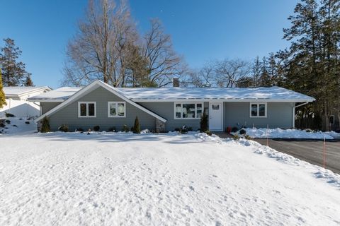 Photo of 689 Old Connecticut Path, Framingham, MA 01701 (MLS # 73486477)