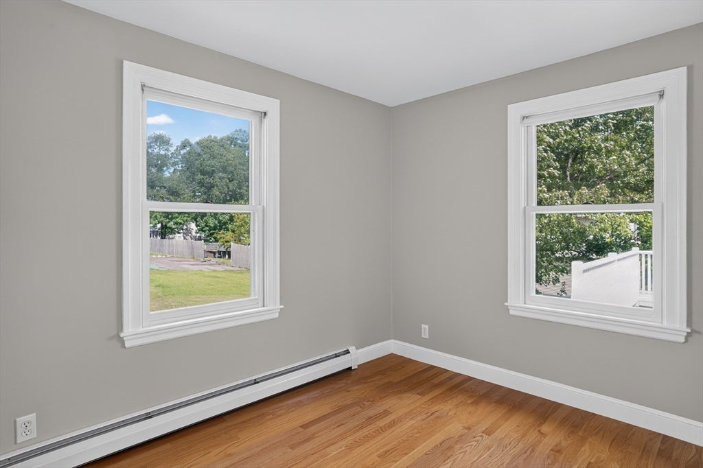 32 Lantern Ln, Burlington, MA Photo #19
