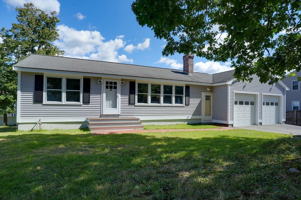 32 Lantern Ln
