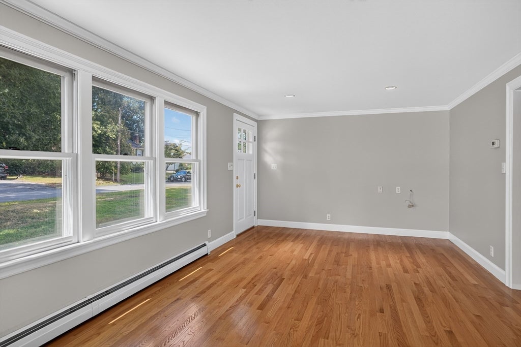 32 Lantern Ln, Burlington, MA Photo #8
