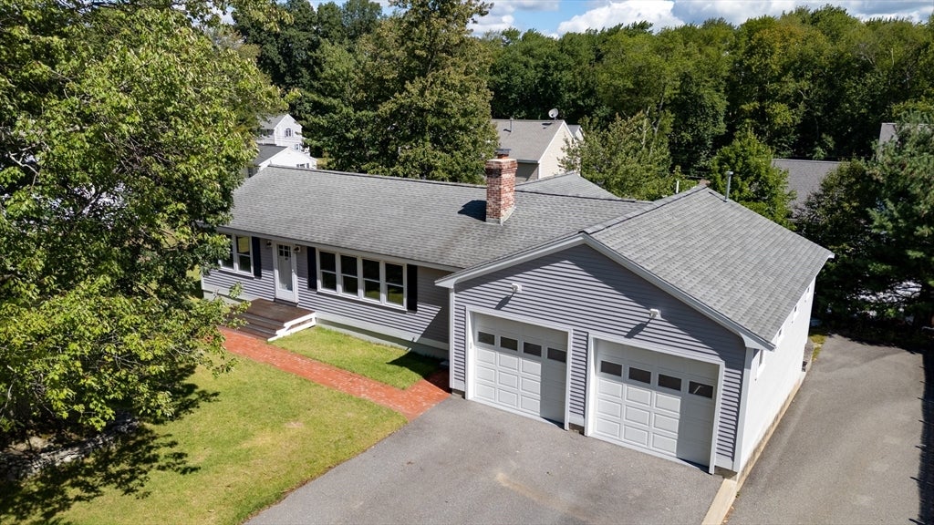 32 Lantern Ln, Burlington, MA Photo #1