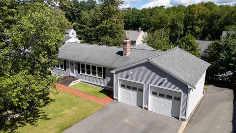 Photo of 32 Lantern Ln, Burlington, MA 01803 (MLS # 73568653)