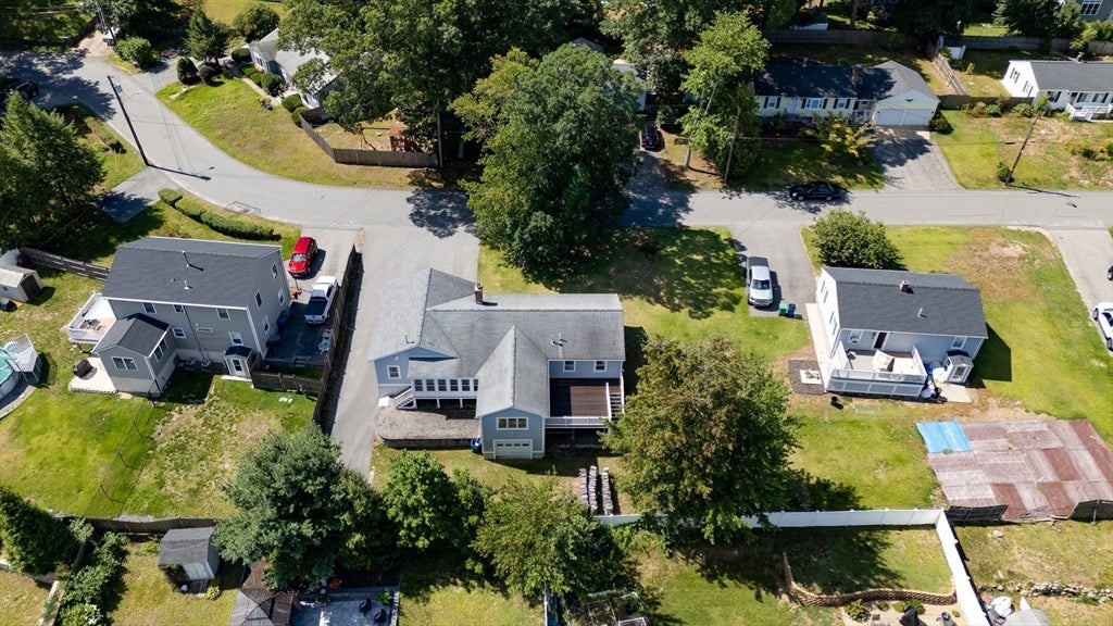 32 Lantern Ln, Burlington, MA Photo #29