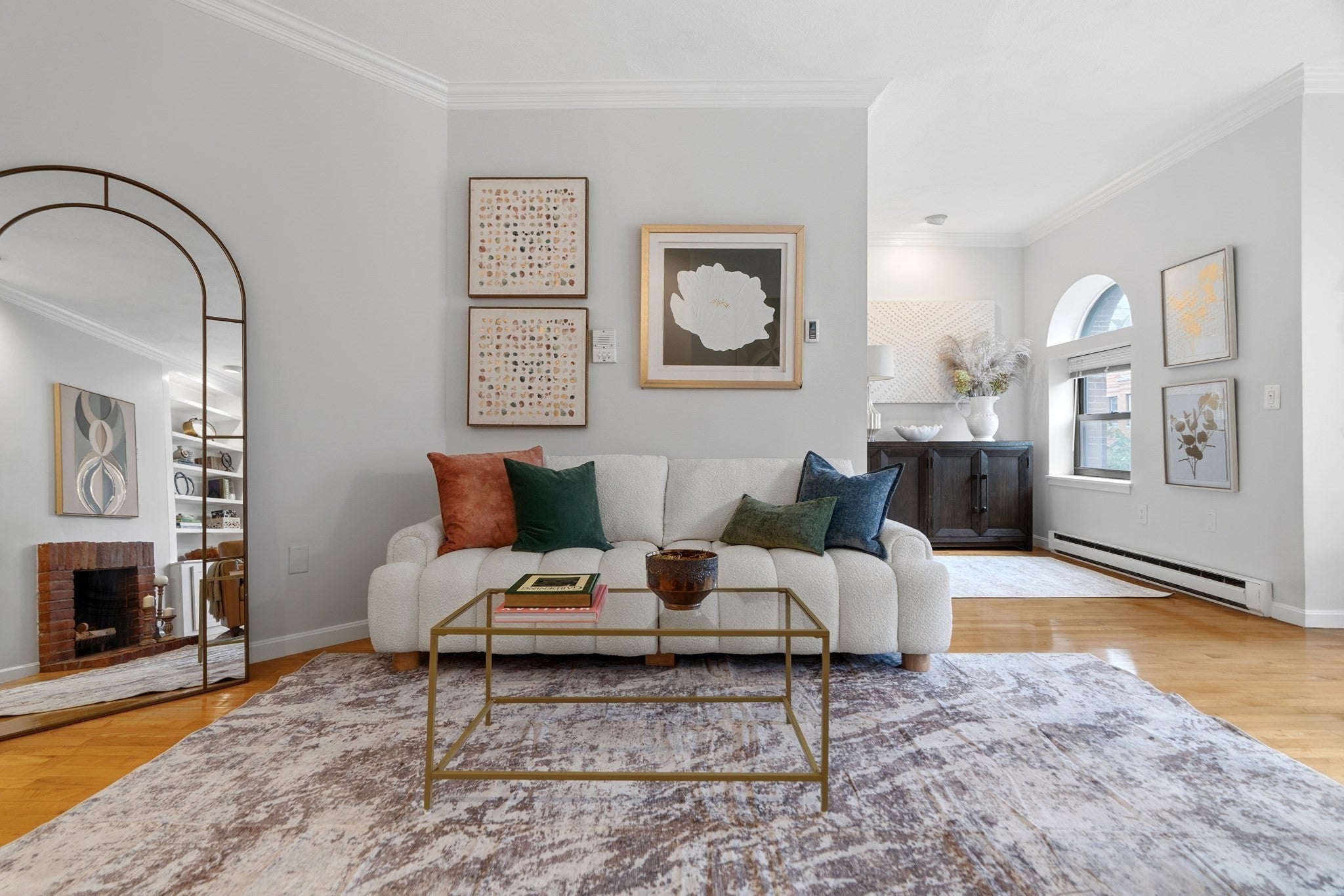 249 W Newton St 7