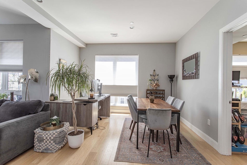 488 Dorchester Ave 3I