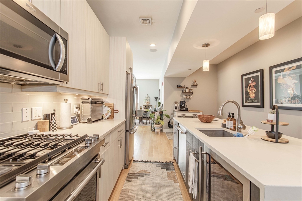 488 Dorchester Ave 3I