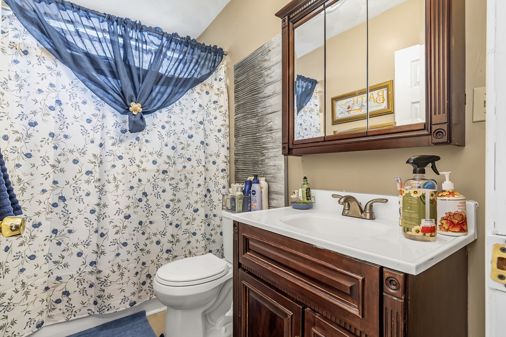 14 Tyler St #1, Lawrence, MA Photo #12