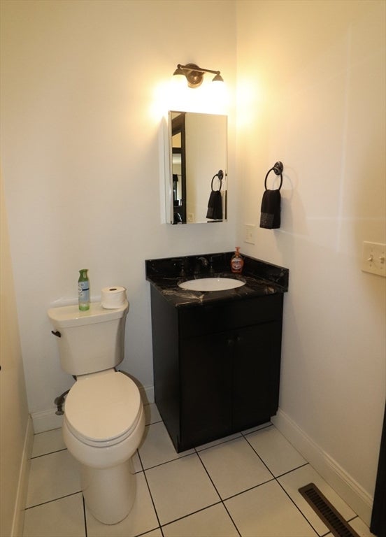 20 Meadowbrook Ln, Westport, MA Photo #33