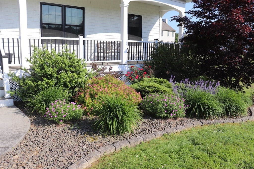 20 Meadowbrook Ln, Westport, MA Photo #7