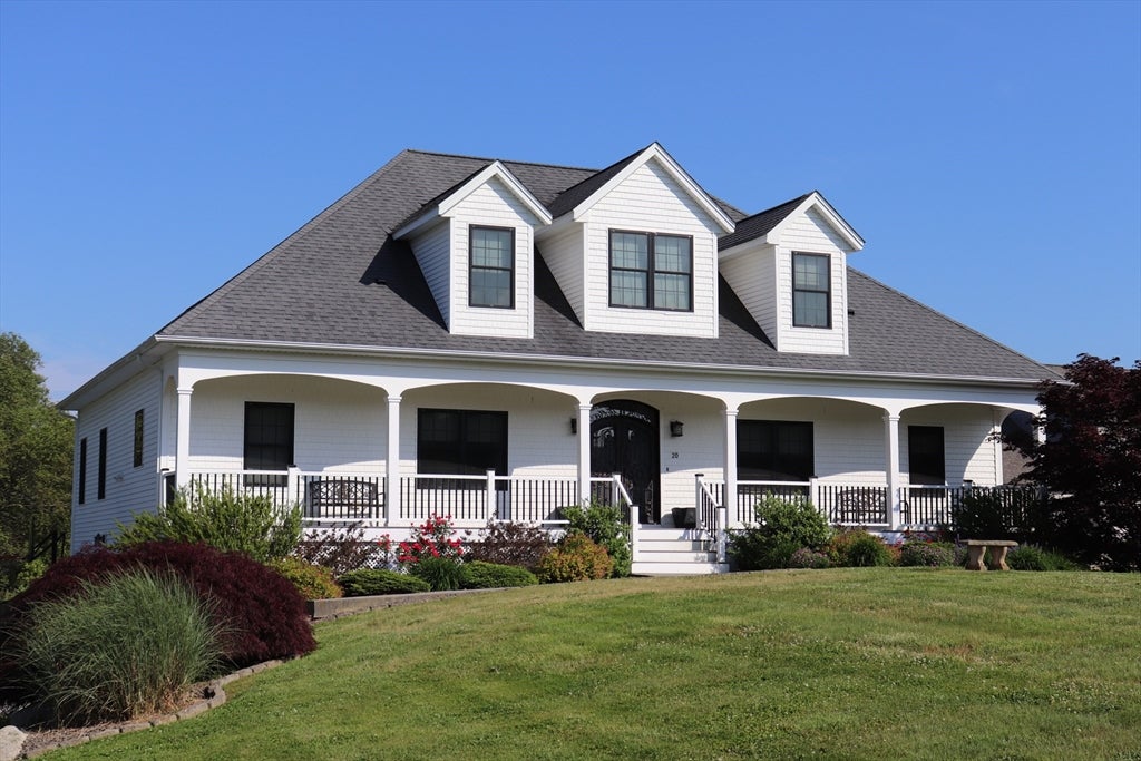 20 Meadowbrook Ln, Westport, MA Photo #3