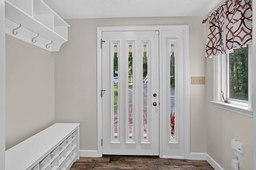 66 Sewall St, Shrewsbury, MA Photo #24