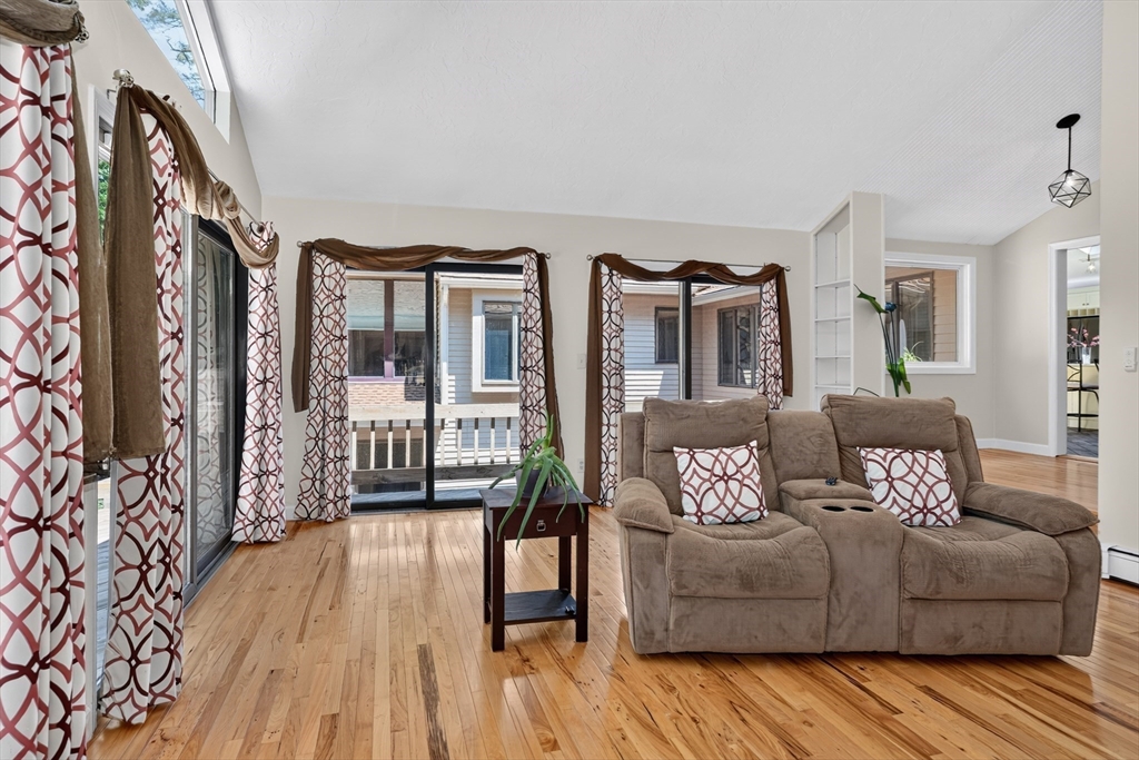 66 Sewall St, Shrewsbury, MA Photo #22