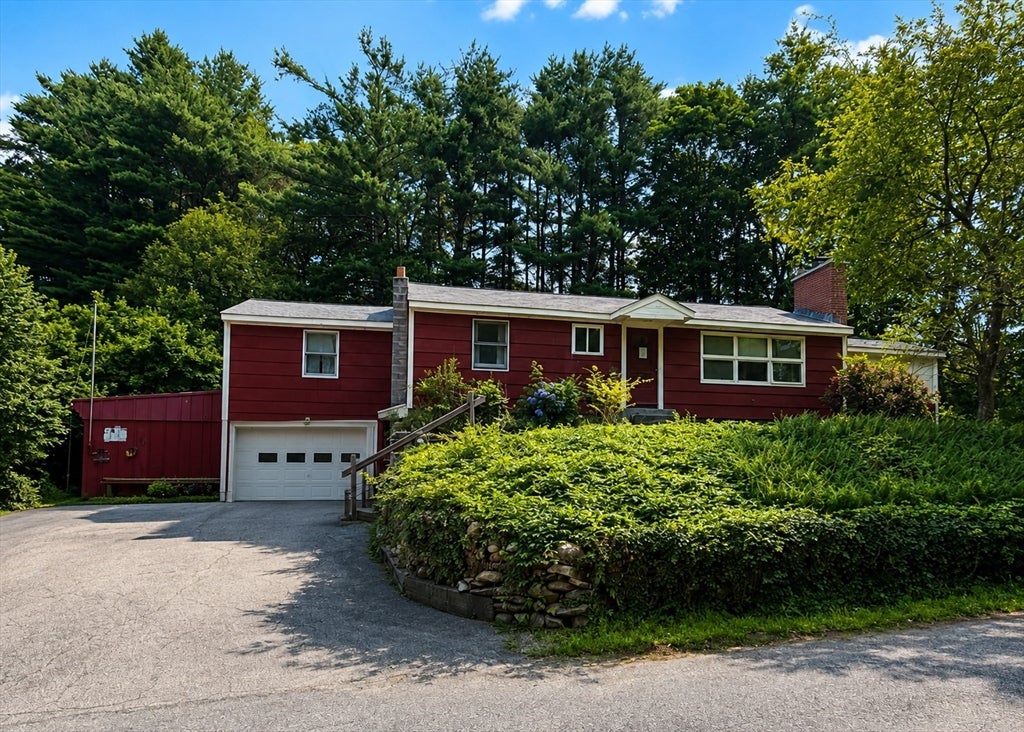 15 Nw Main St, Douglas, MA, 15 Nw Main St, Douglas, MA Photo #1