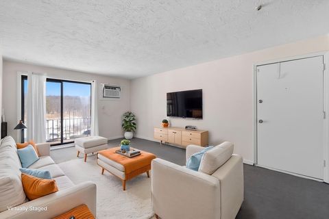 276 Codman Hill Rd 36A Boxborough MA 01719