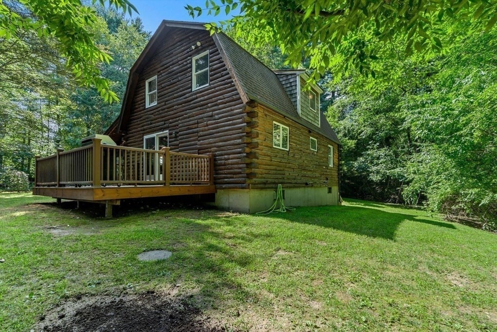 318 Circuit St, Hanover, MA Photo #31