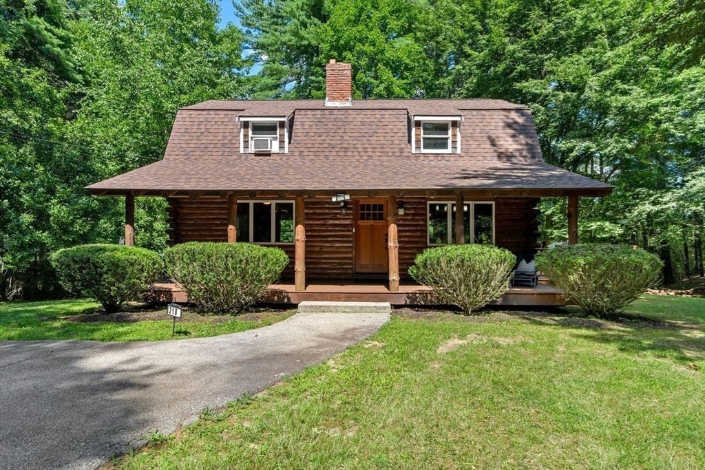 318 Circuit St, Hanover, MA Photo #37
