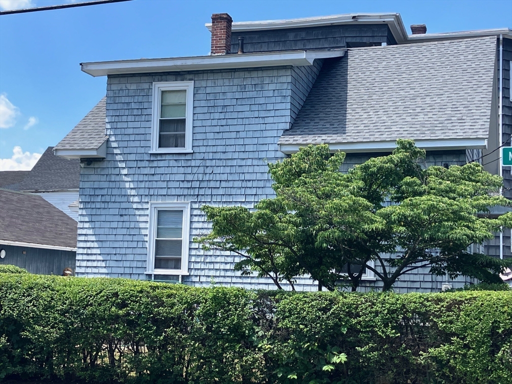 64 Columbus Ave