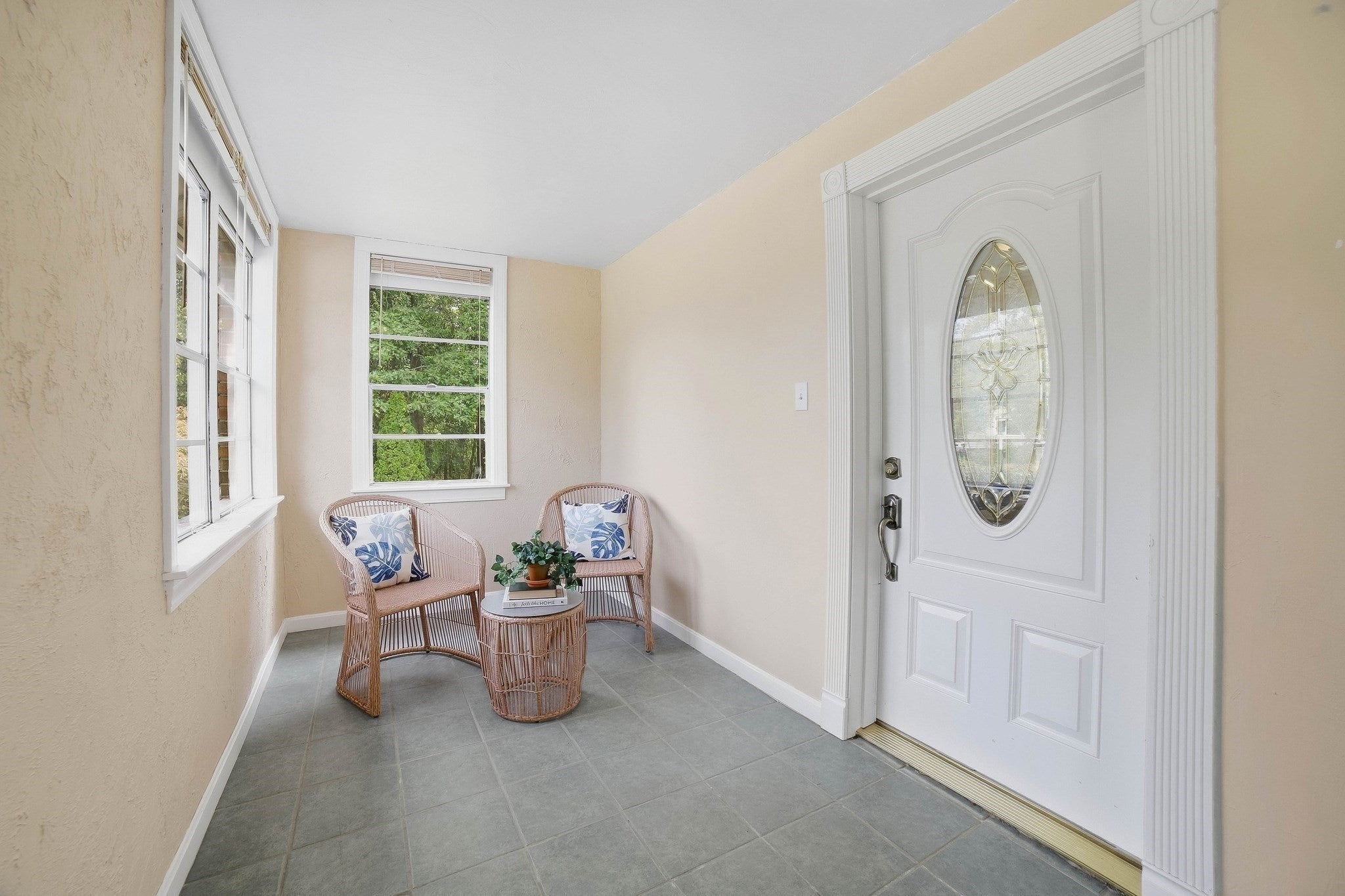 550 Sunderland Road, Worcester, MA, 550 Sunderland Road, Worcester, MA Photo #3