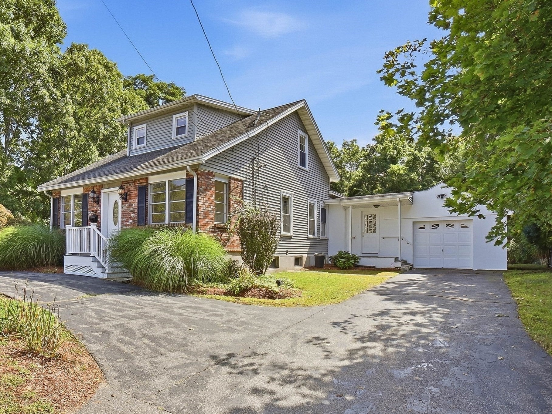 550 Sunderland Road, Worcester, MA, 550 Sunderland Road, Worcester, MA Photo #2