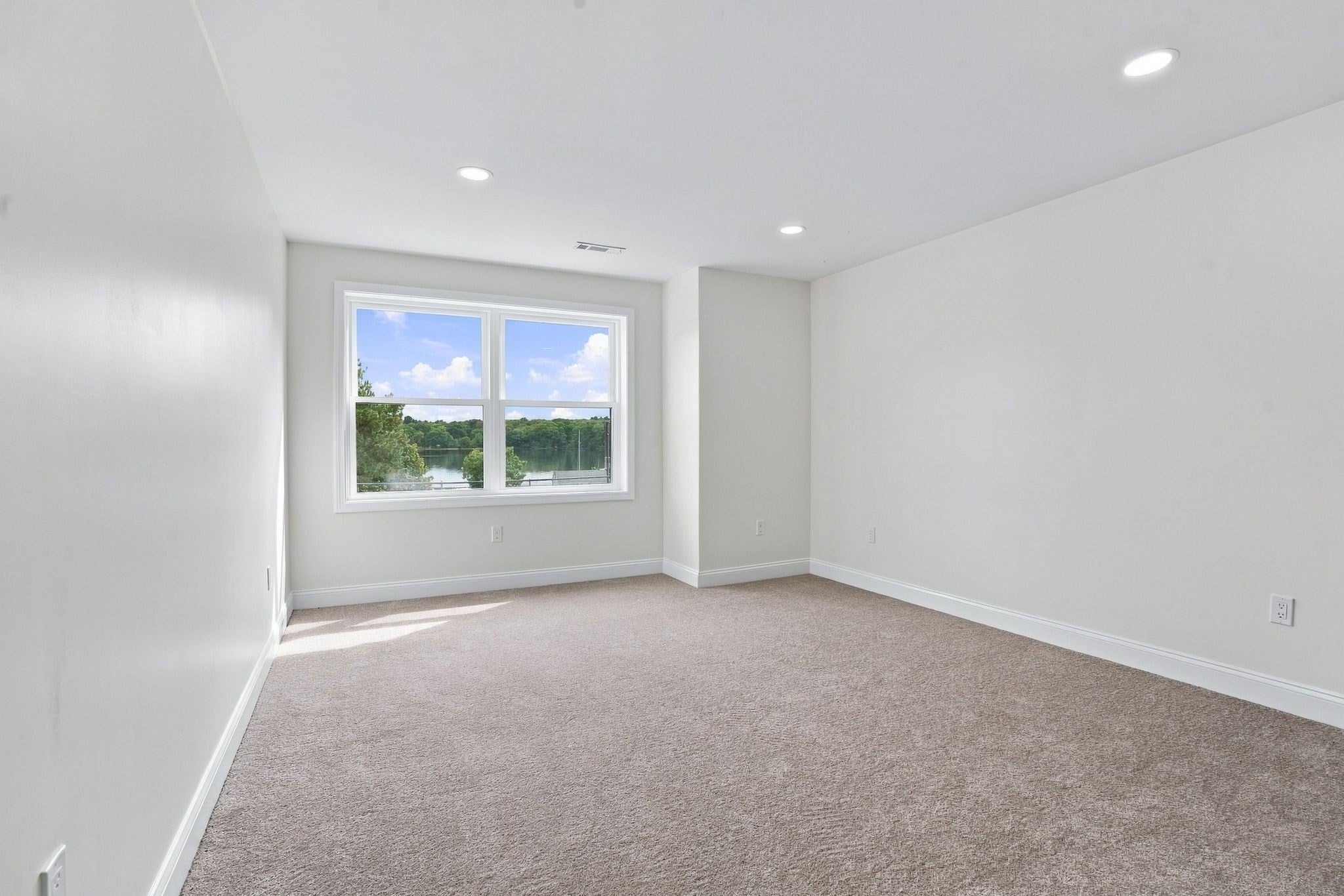 2120 Water St #2, Dighton, MA Photo #19