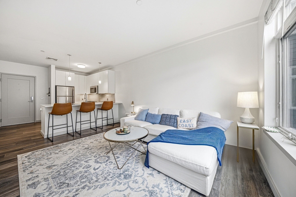 180 Telford St 312
