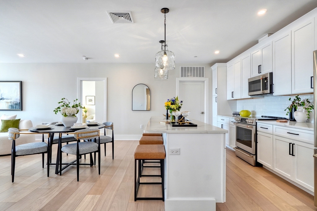 62 Foundry St 409