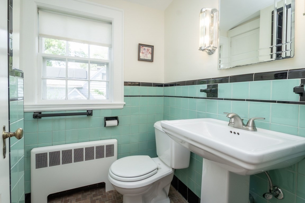 4 Crescent St, Natick, MA Photo #26